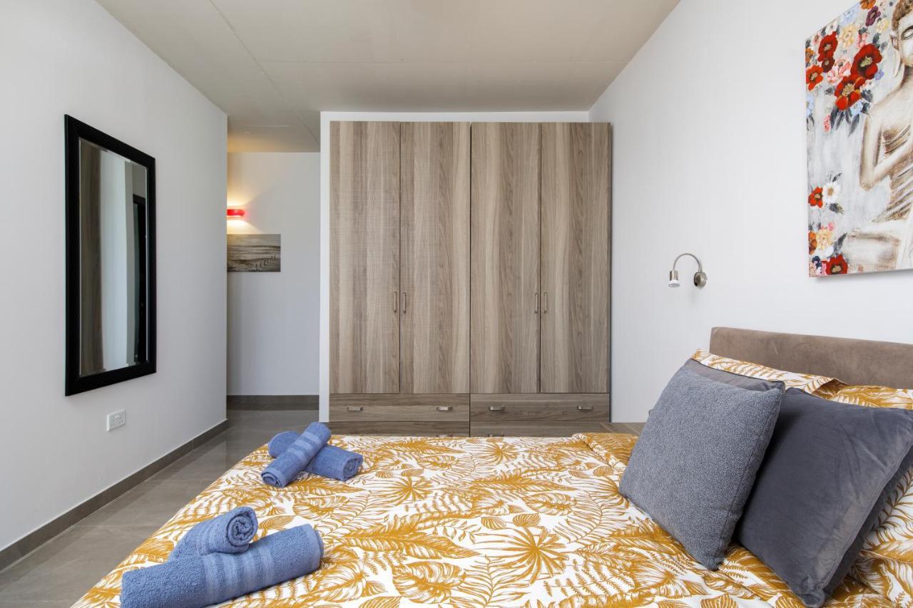 Hilltop Apartments - Stylish Comfort Living Close To The Sea, Bugibba 세인트폴스베이 외부 사진
