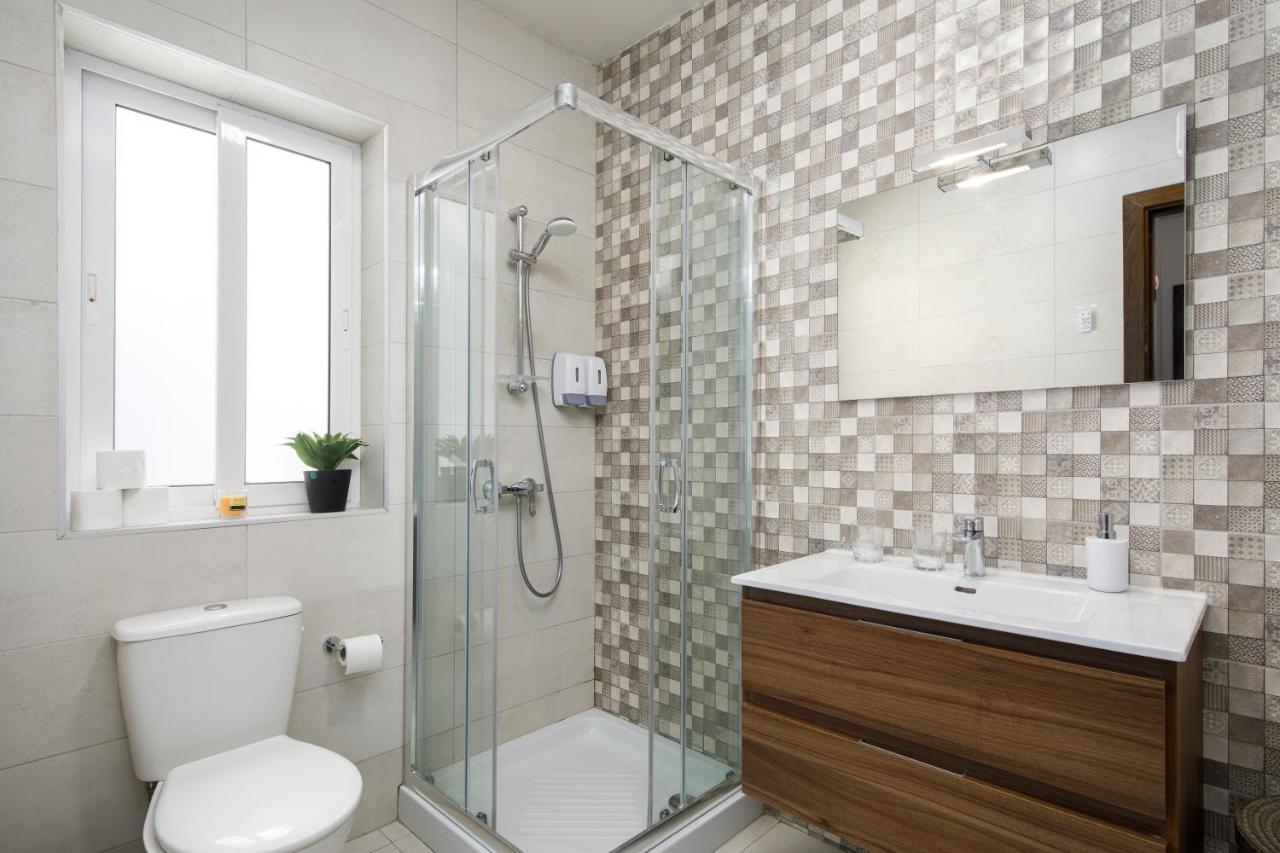 Hilltop Apartments - Stylish Comfort Living Close To The Sea, Bugibba 세인트폴스베이 외부 사진
