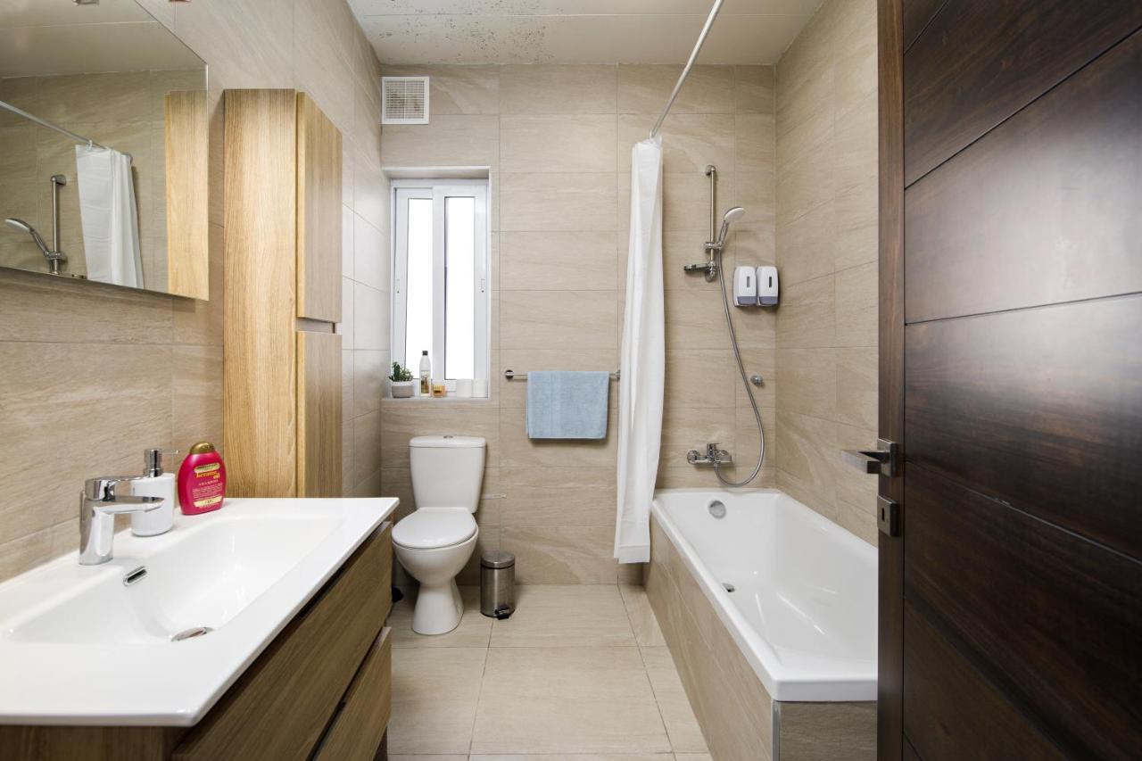 Hilltop Apartments - Stylish Comfort Living Close To The Sea, Bugibba 세인트폴스베이 외부 사진