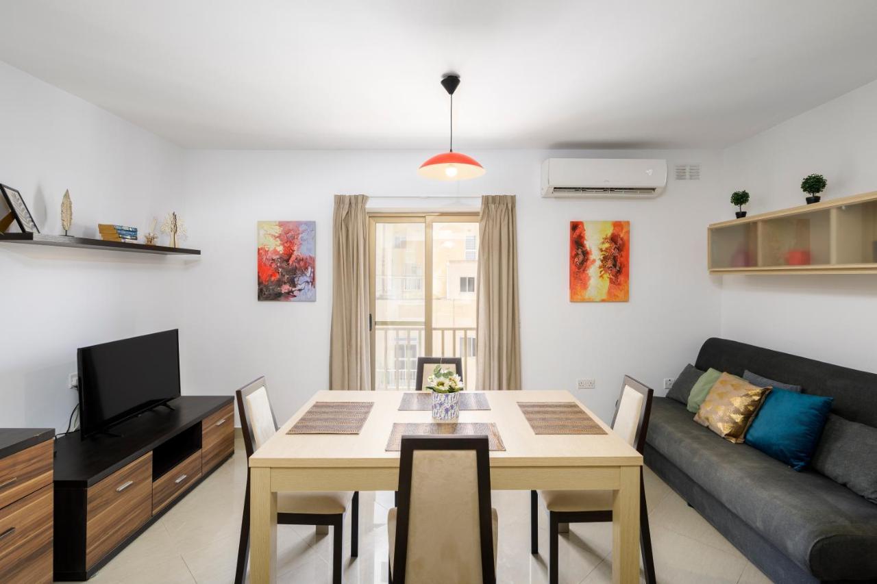 Hilltop Apartments - Stylish Comfort Living Close To The Sea, Bugibba 세인트폴스베이 외부 사진