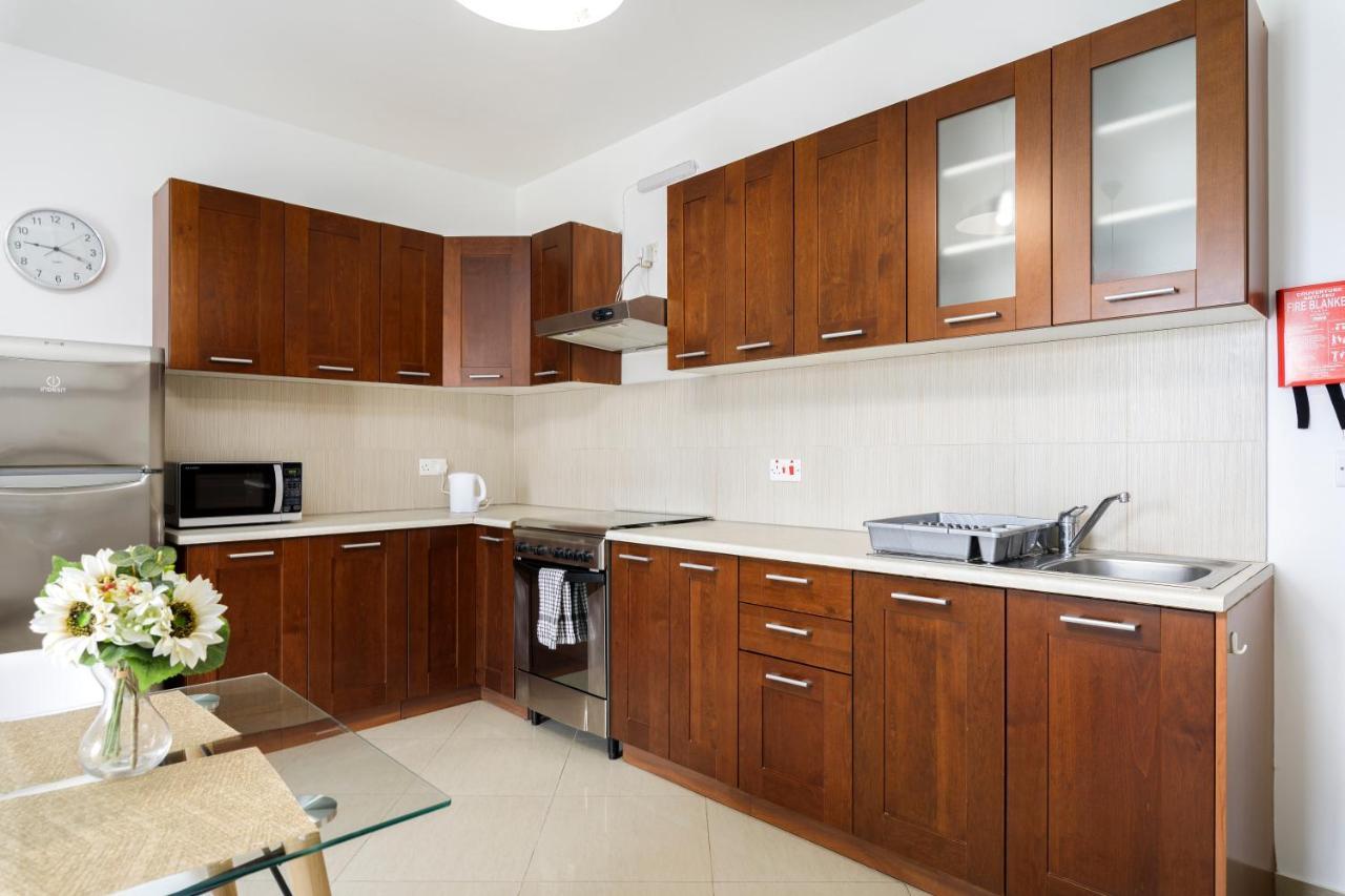 Hilltop Apartments - Stylish Comfort Living Close To The Sea, Bugibba 세인트폴스베이 외부 사진