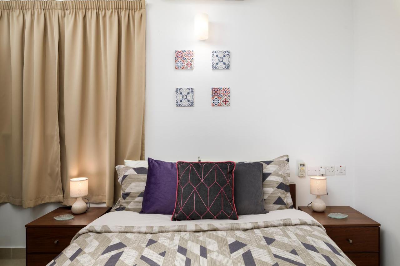 Hilltop Apartments - Stylish Comfort Living Close To The Sea, Bugibba 세인트폴스베이 외부 사진