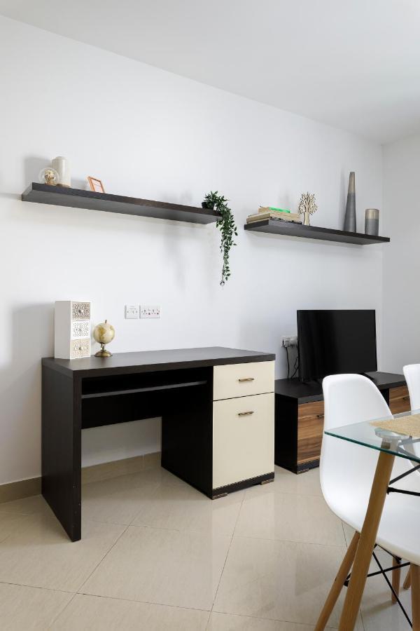 Hilltop Apartments - Stylish Comfort Living Close To The Sea, Bugibba 세인트폴스베이 외부 사진